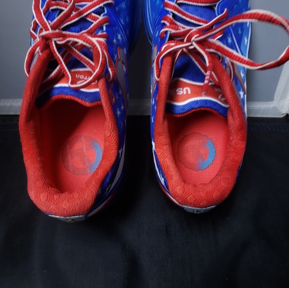 Newton Fate II BORN IN THE USA Men Sz 7.5-Wom. Sz 9 Red White And Blue - Picture 8 of 9